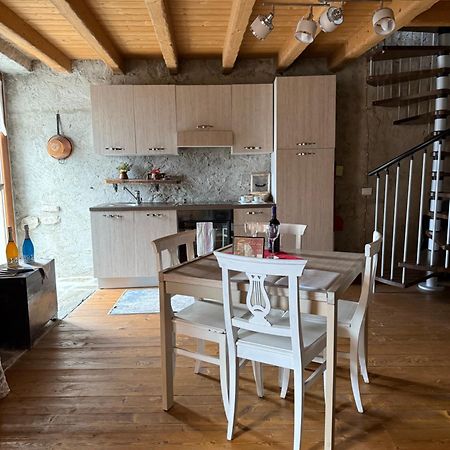 Stone House: Fairytale Flat With Magic Lake View Bellano Buitenkant foto