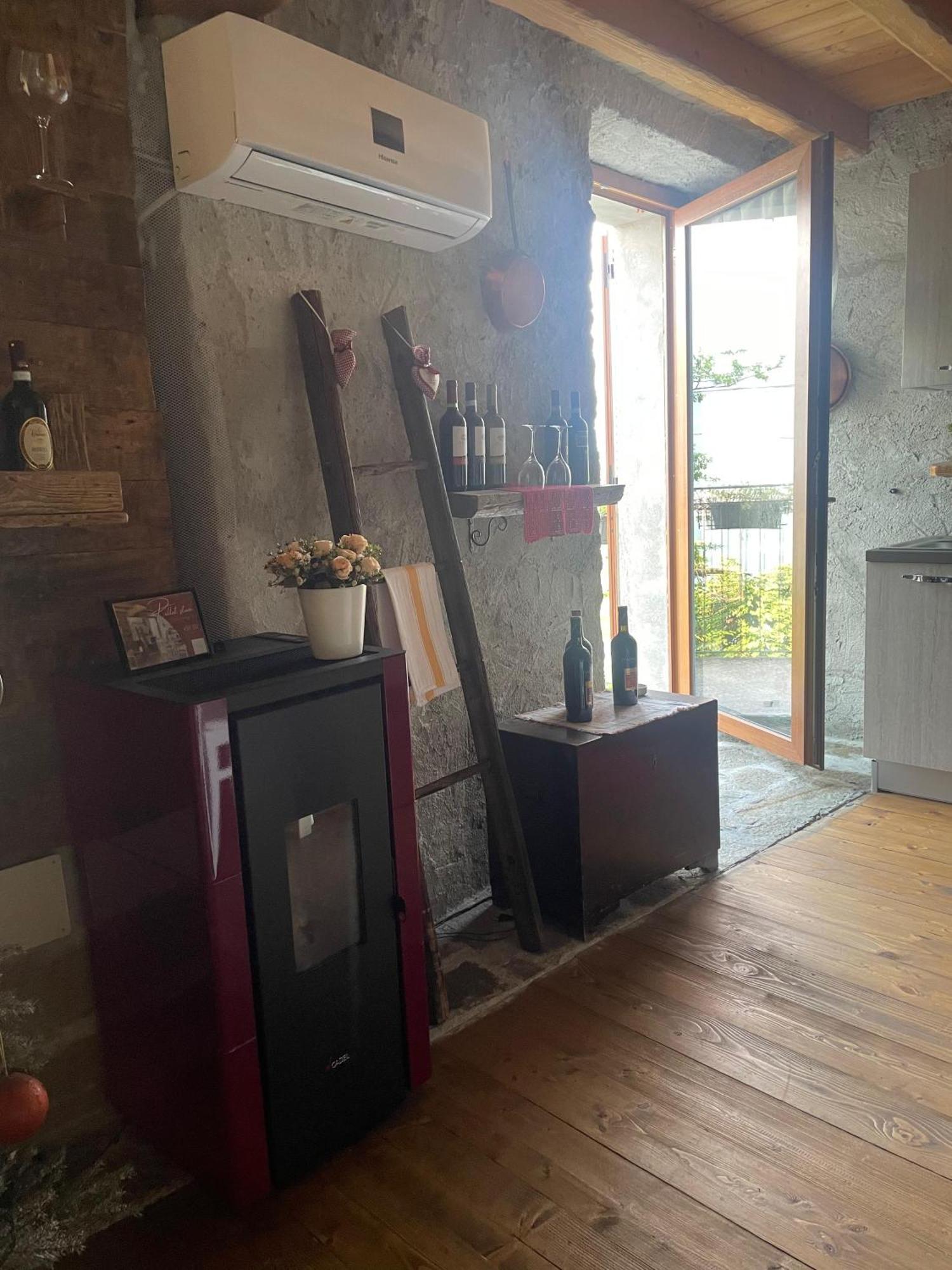 Stone House: Fairytale Flat With Magic Lake View Bellano Buitenkant foto