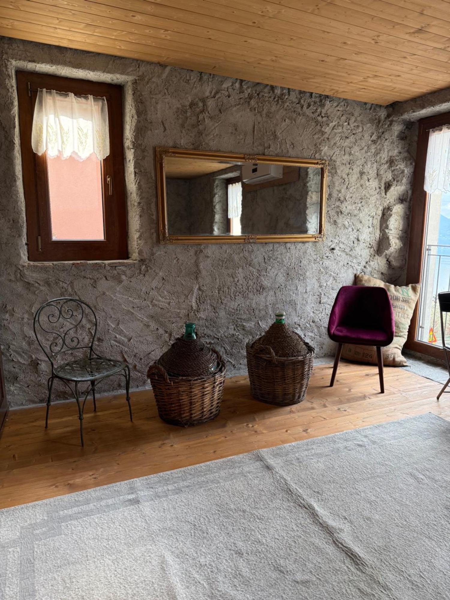 Stone House: Fairytale Flat With Magic Lake View Bellano Buitenkant foto